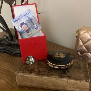 Limoges castel 22kt hold trinket jar with original case 100 year piece navy 1 27